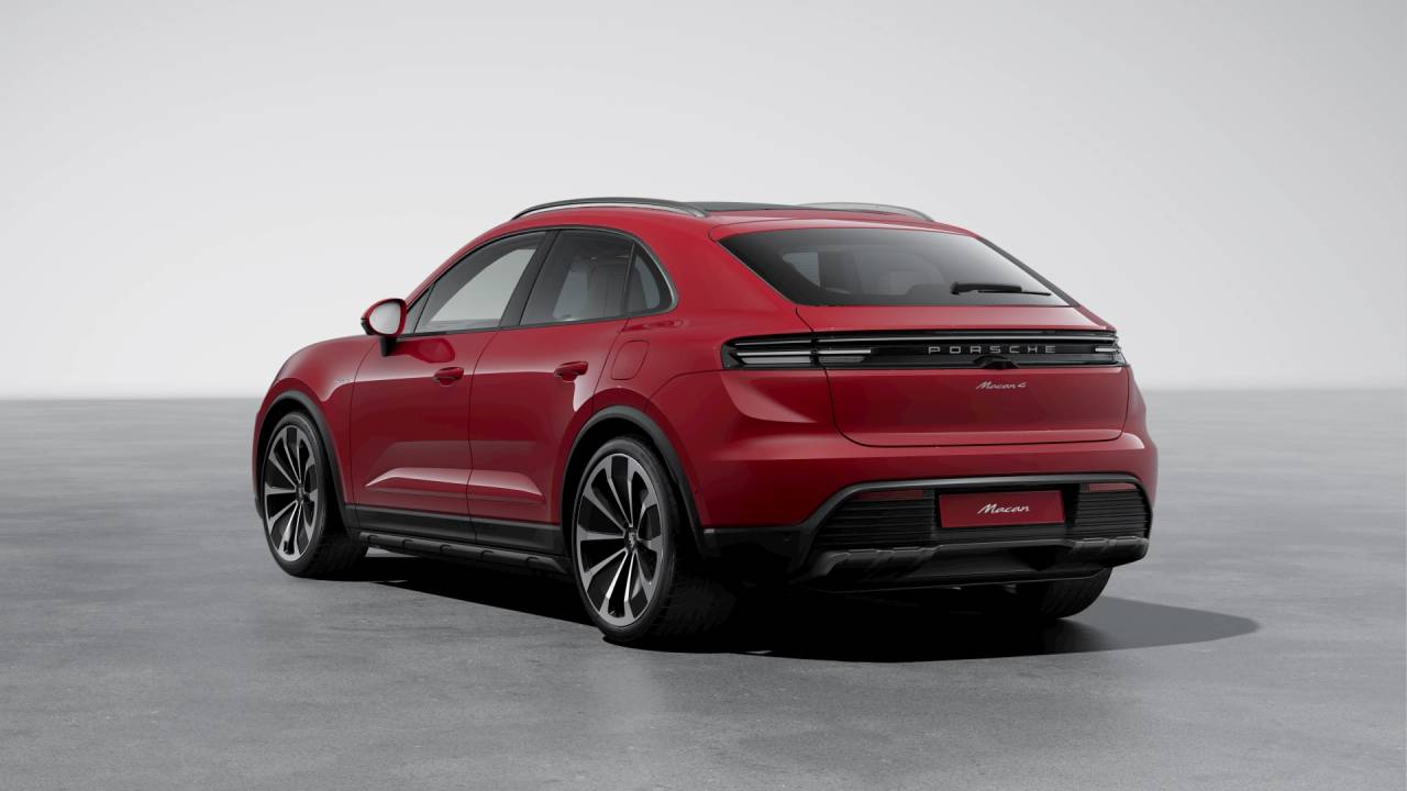 2026 Porsche Macan 4