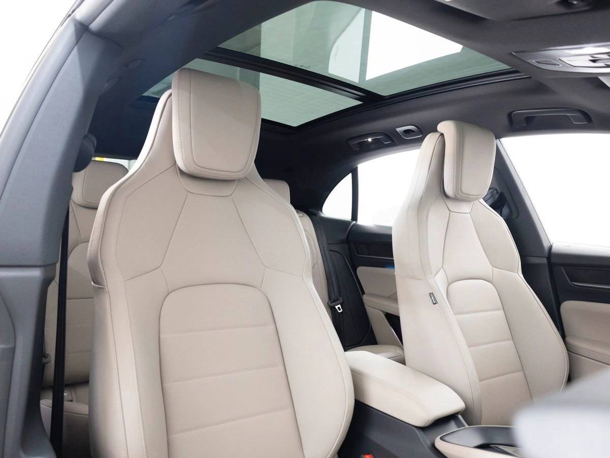 2026 Porsche Macan 4 Electric