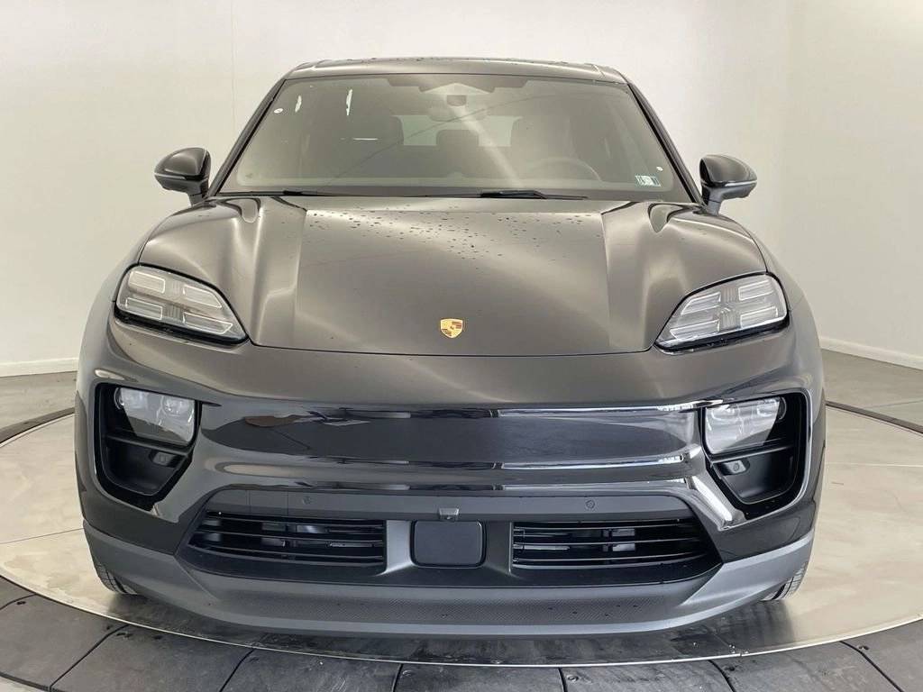 2025 Porsche Macan 4