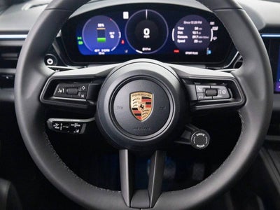 2025 Porsche Macan 4