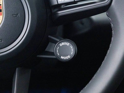 2025 Porsche Macan 4