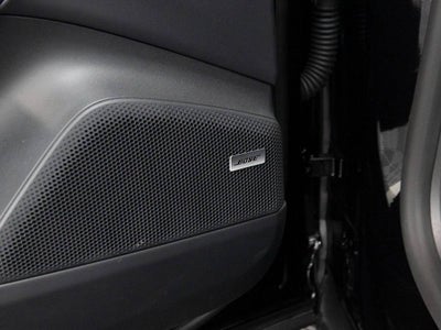 2025 Porsche Macan 4