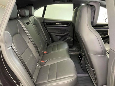 2025 Porsche Macan 4