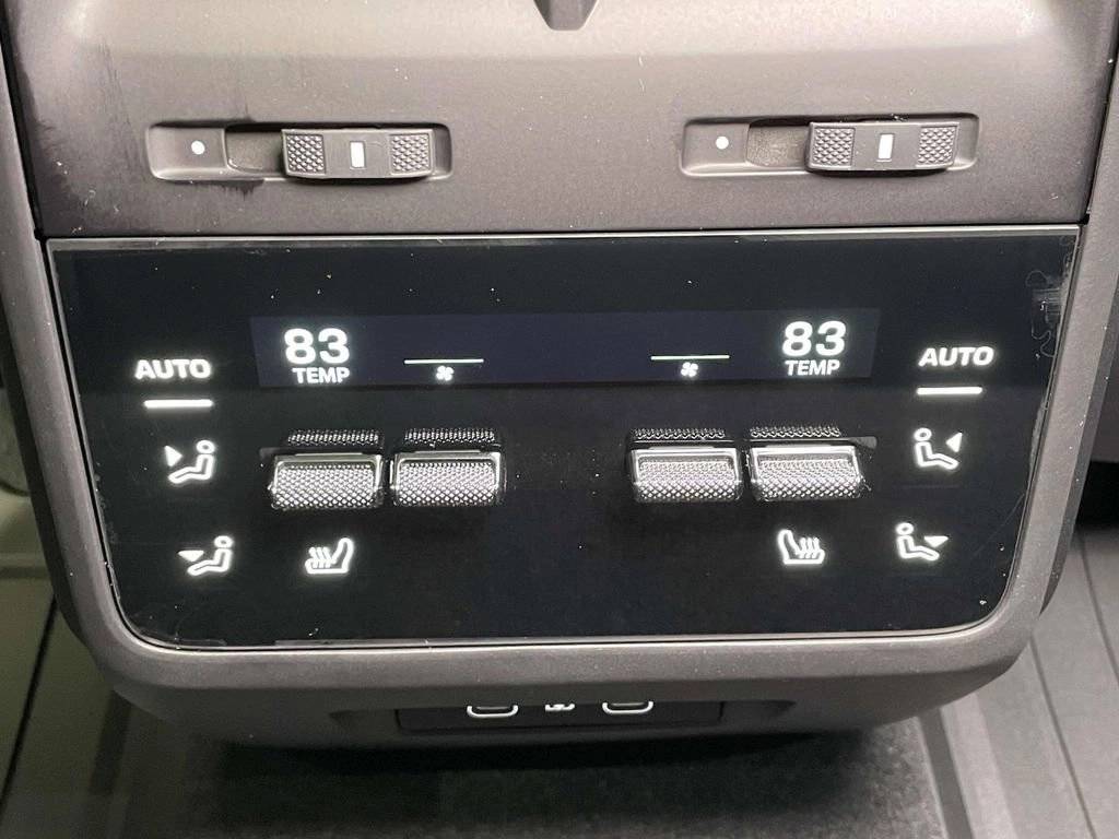 2025 Porsche Macan 4