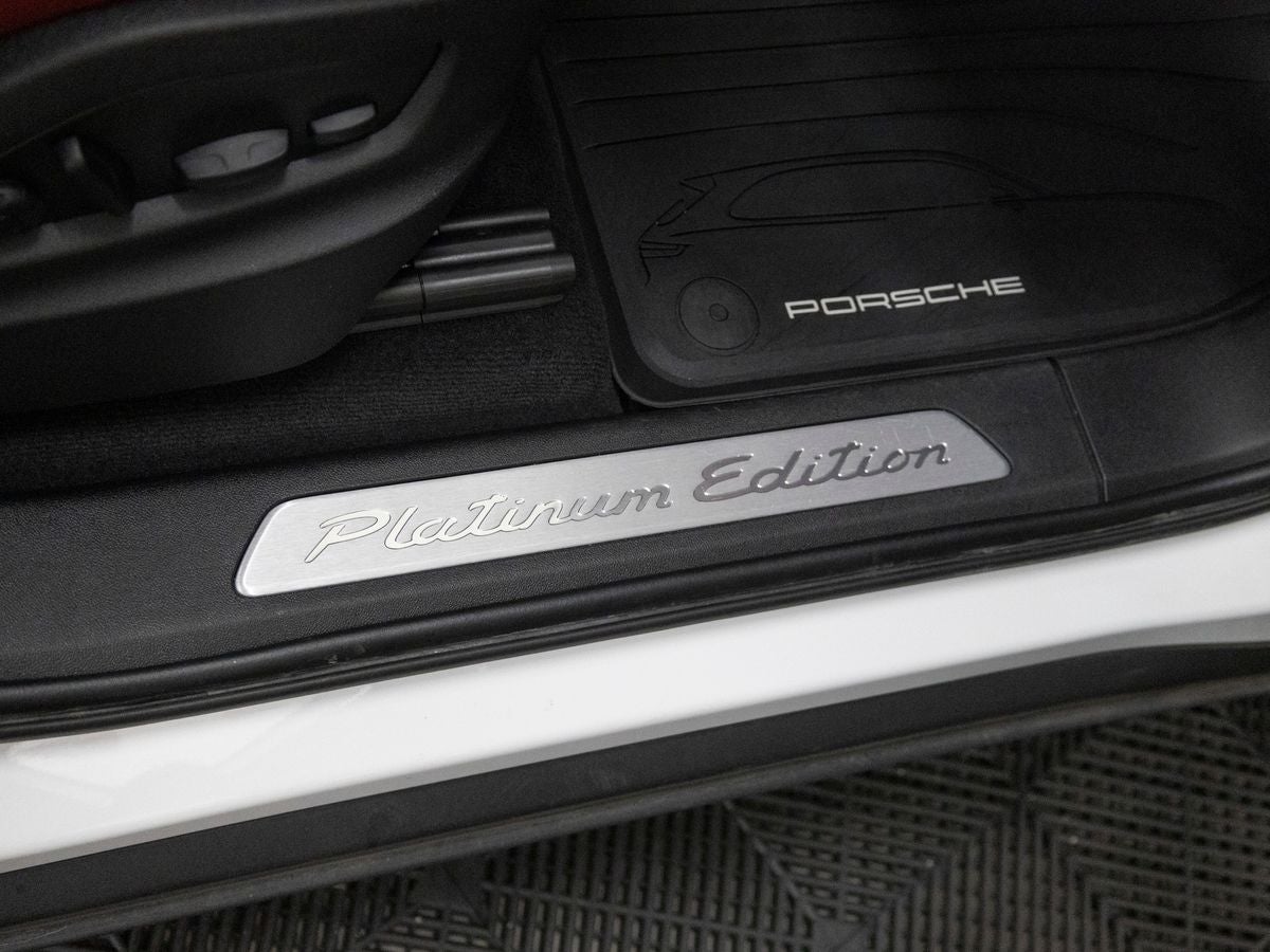 2023 Porsche Cayenne S Platinum Edition