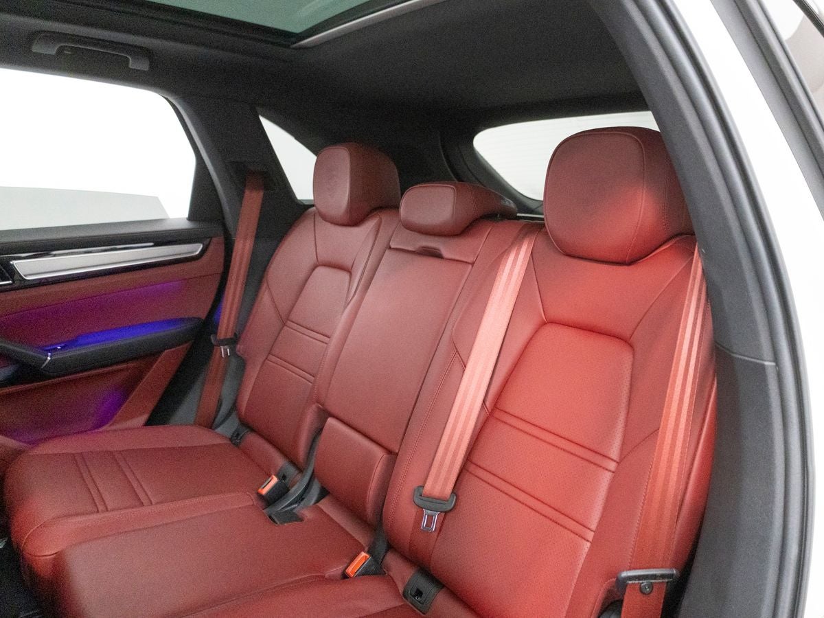 2023 Porsche Cayenne S Platinum Edition