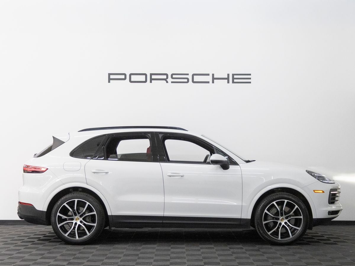 2023 Porsche Cayenne S Platinum Edition