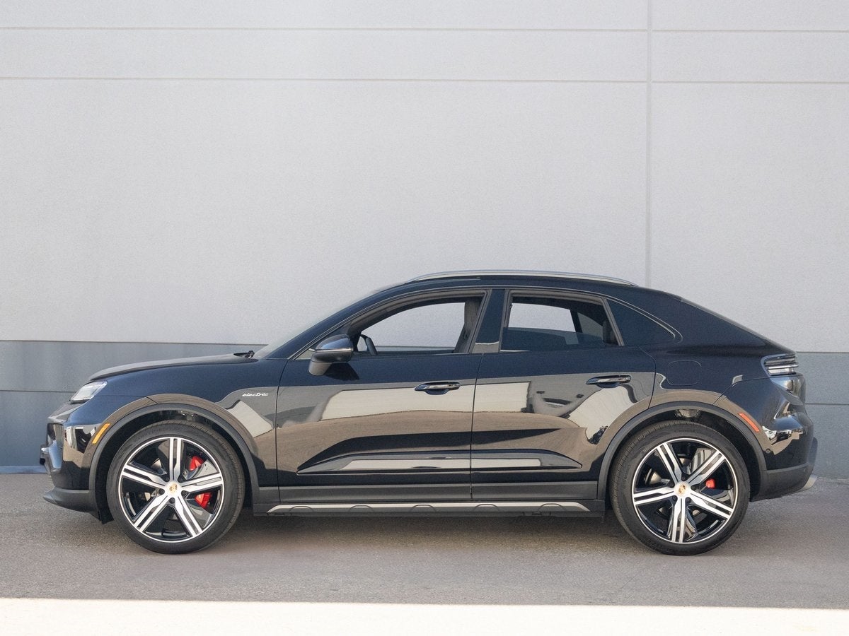 2025 Porsche Macan 4S