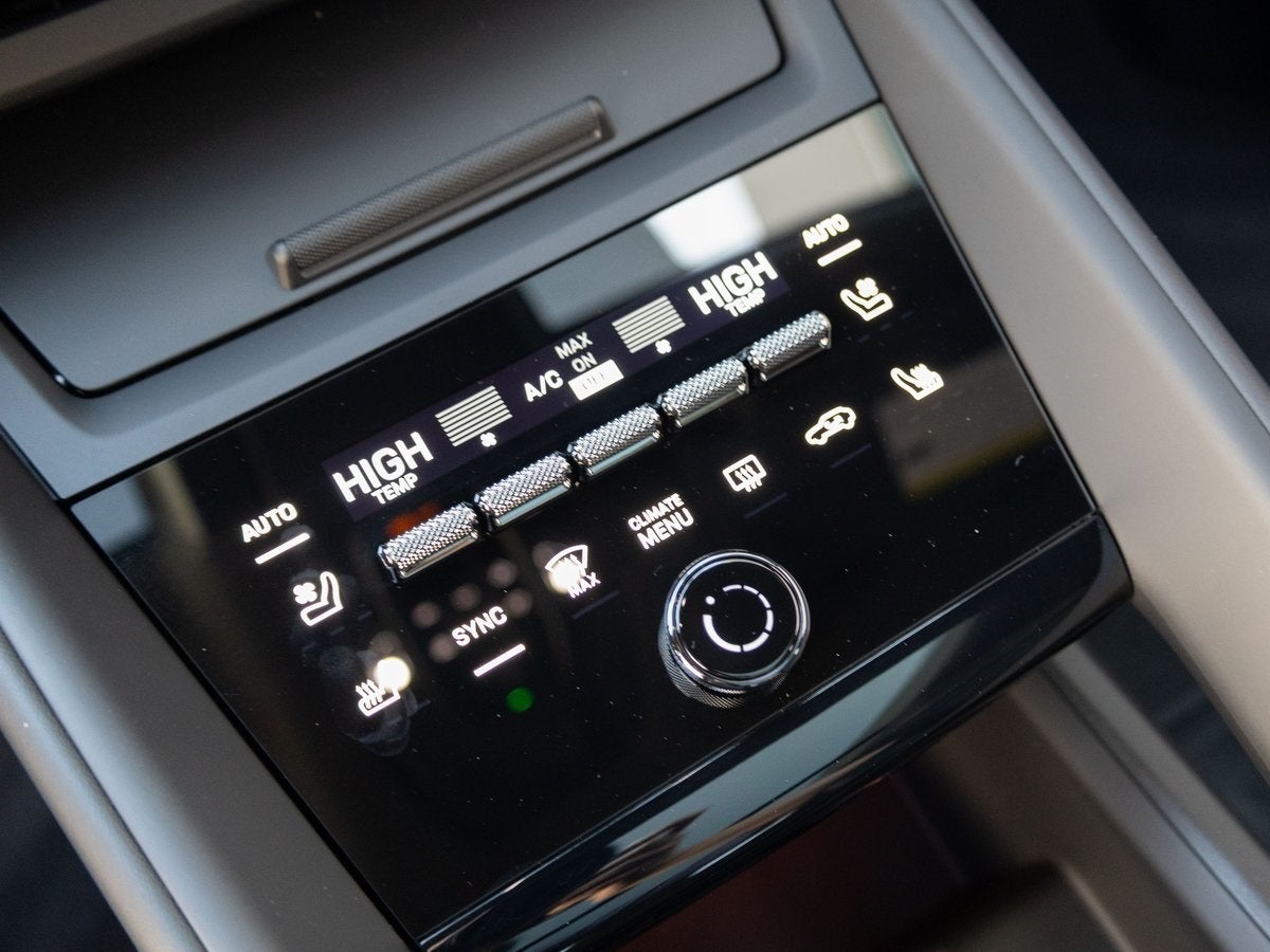 2025 Porsche Macan 4S