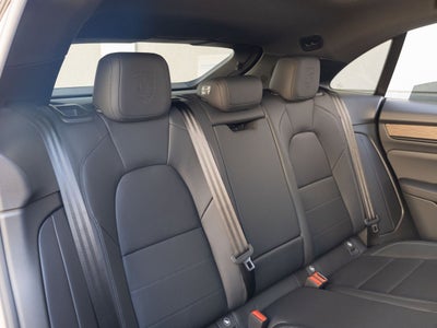 2025 Porsche Macan 4S