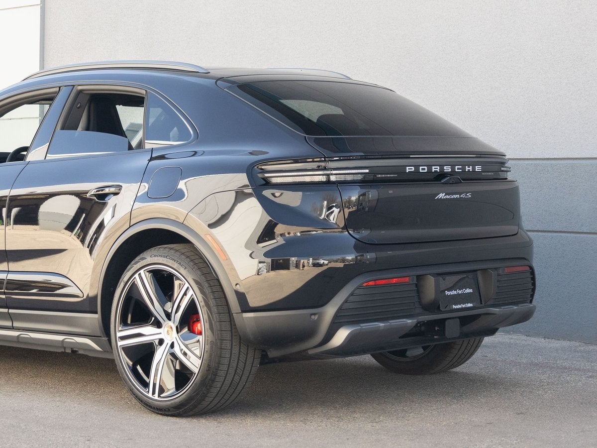 2025 Porsche Macan 4S