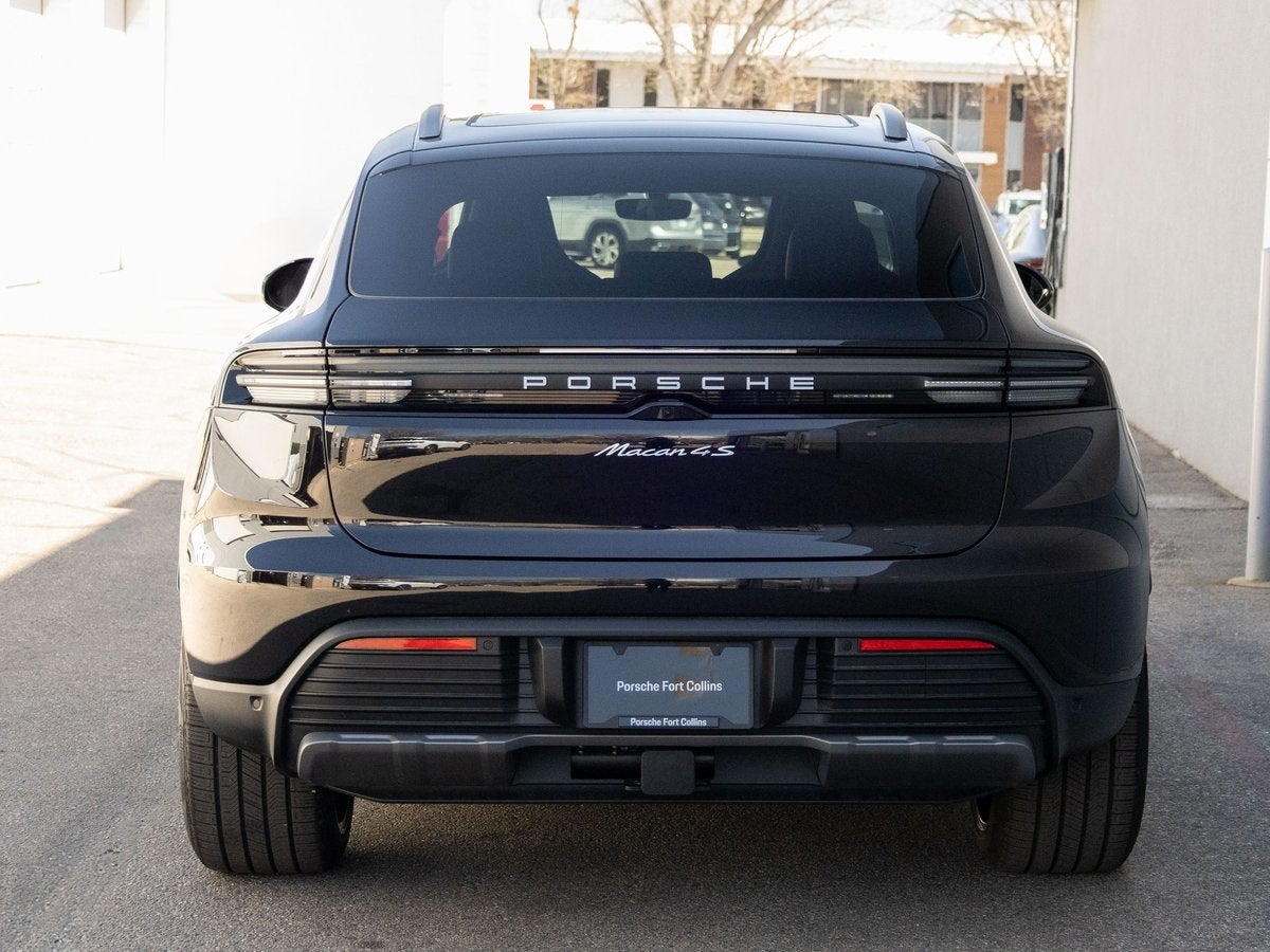2025 Porsche Macan 4S