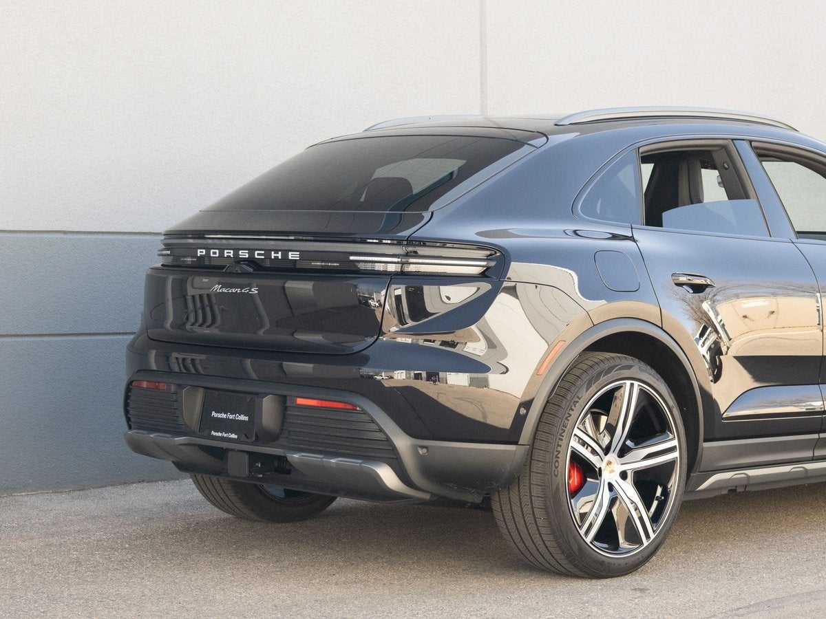2025 Porsche Macan 4S
