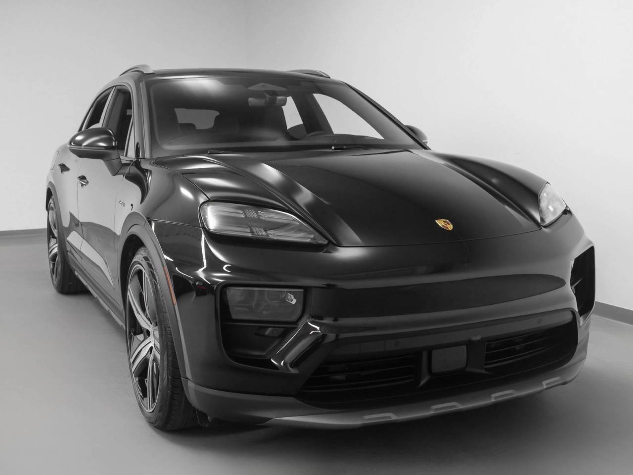 2025 Porsche Macan 4S