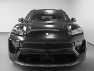 2025 Porsche Macan 4S