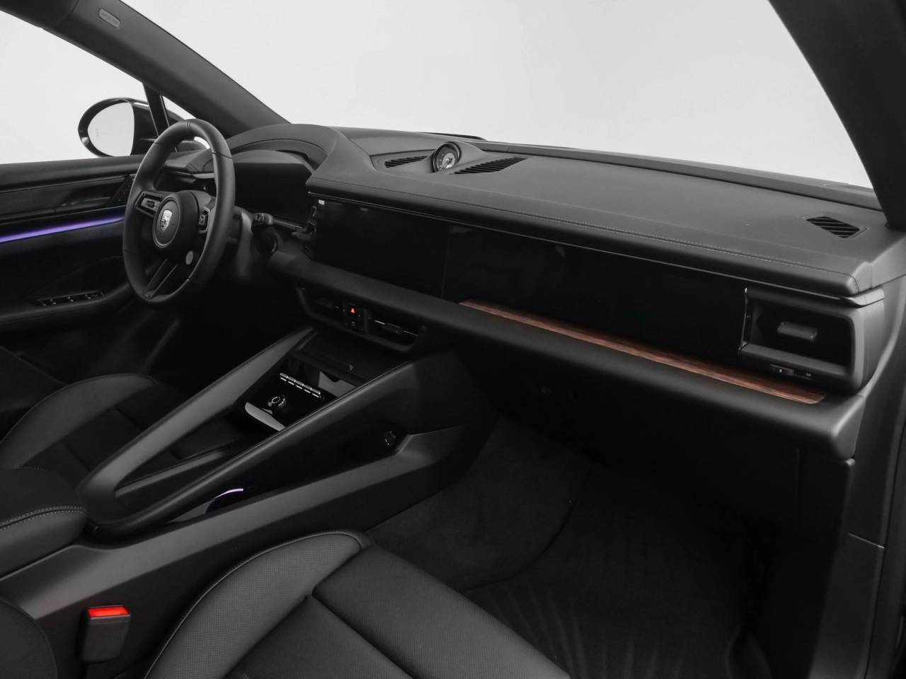 2025 Porsche Macan 4S