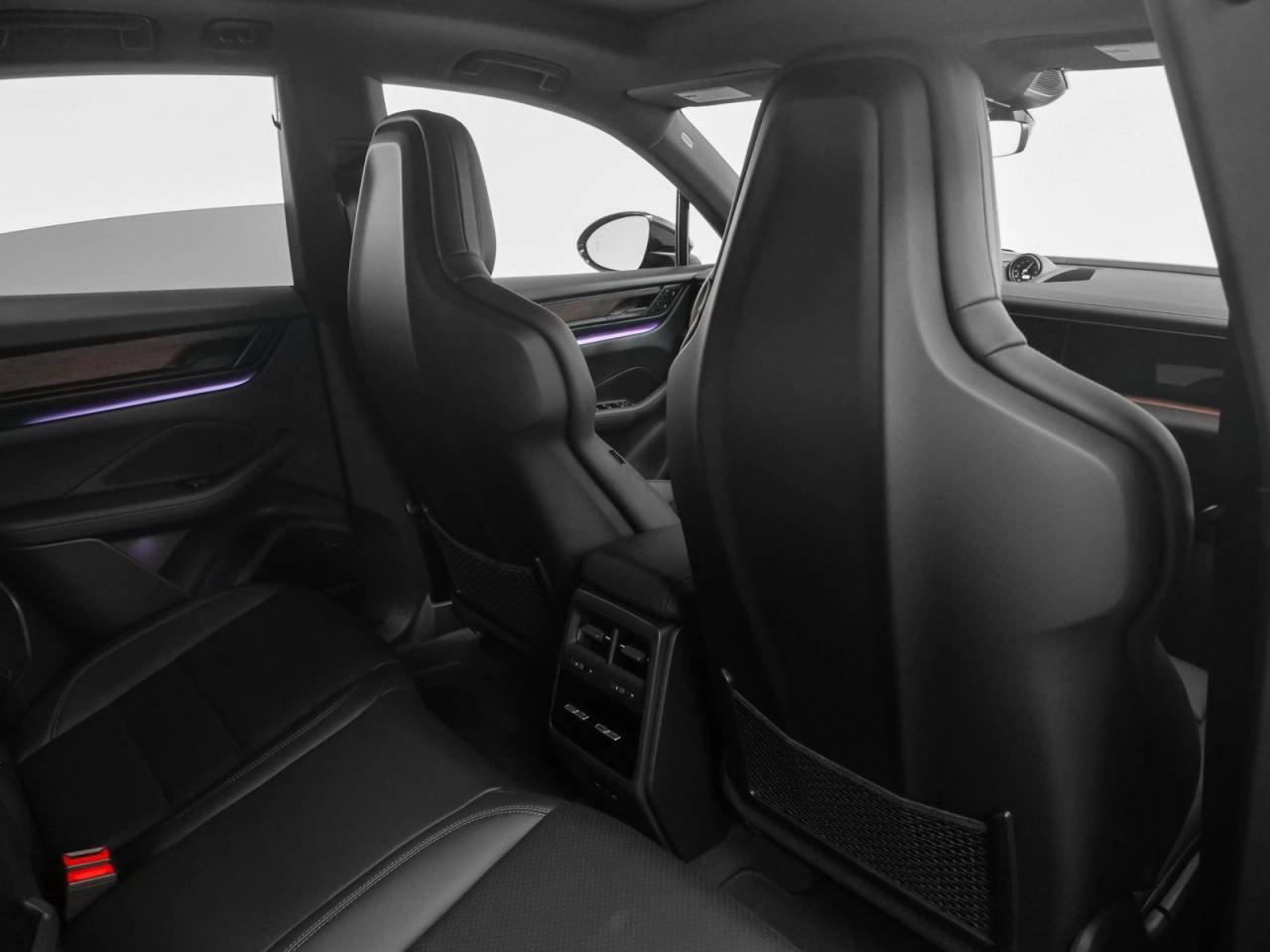 2025 Porsche Macan 4S