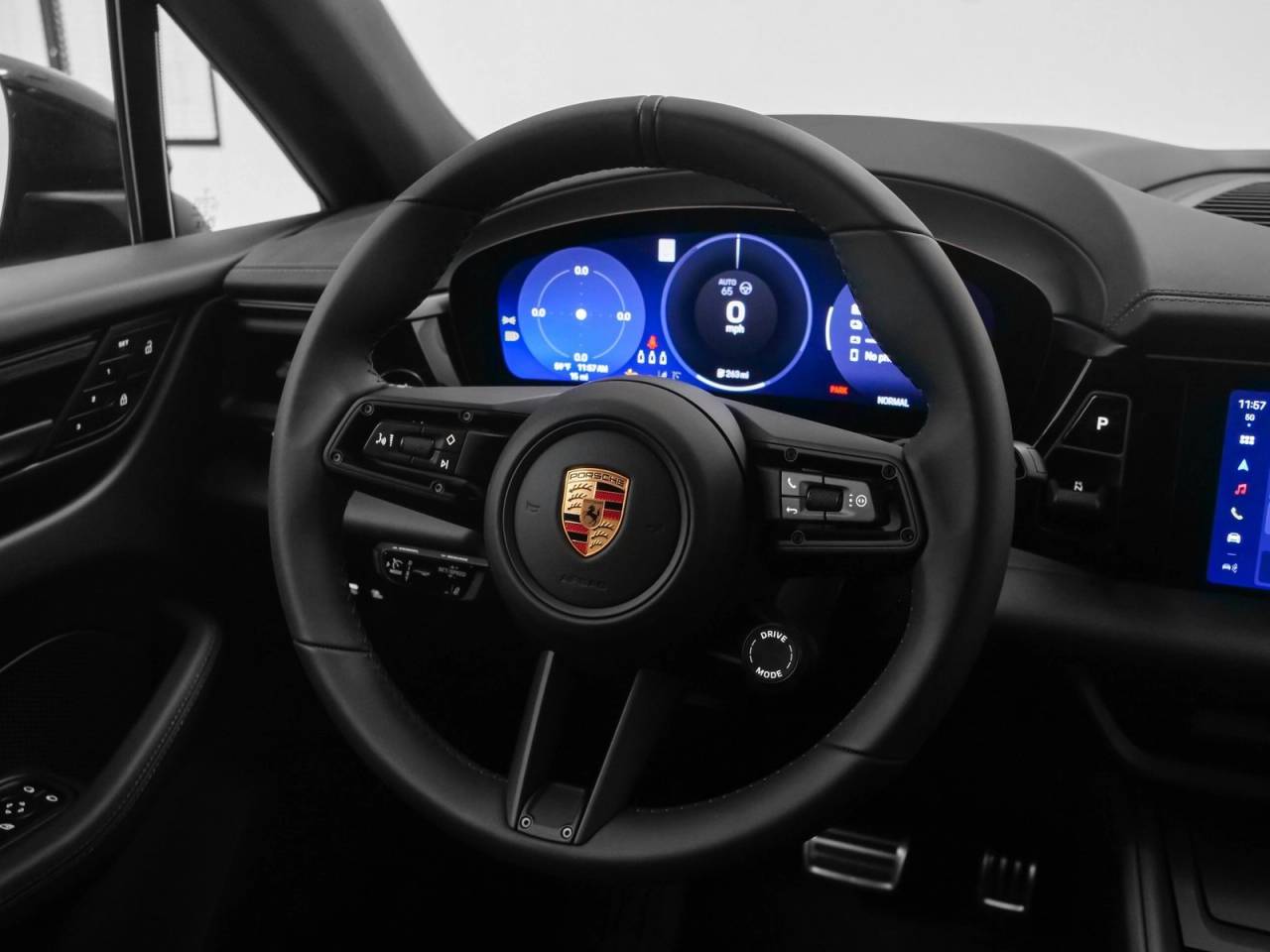 2025 Porsche Macan 4S