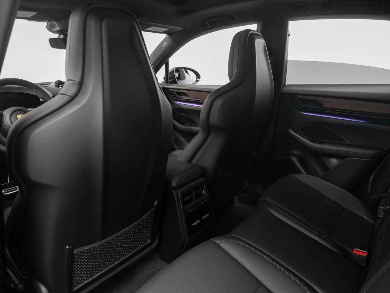 2025 Porsche Macan 4S