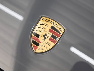 2025 Porsche Macan 4S Electric