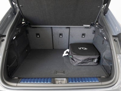 2025 Porsche Macan 4S Electric