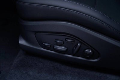 2025 Porsche Macan 4S