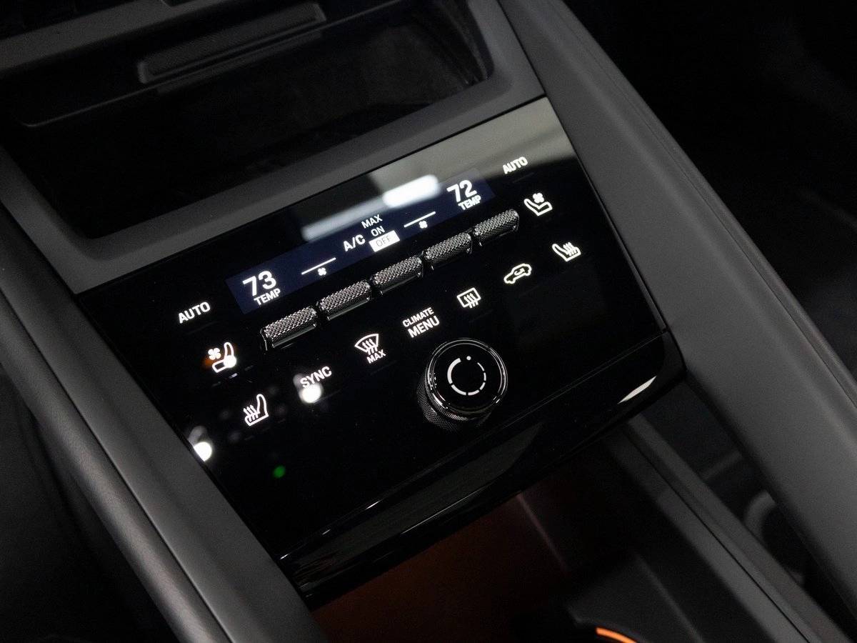 2025 Porsche Macan 4S