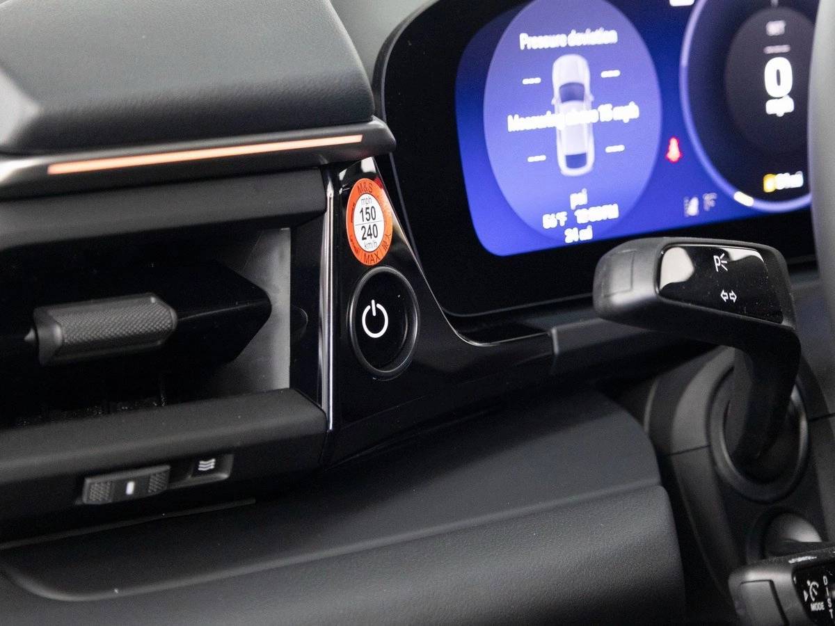 2025 Porsche Macan 4S