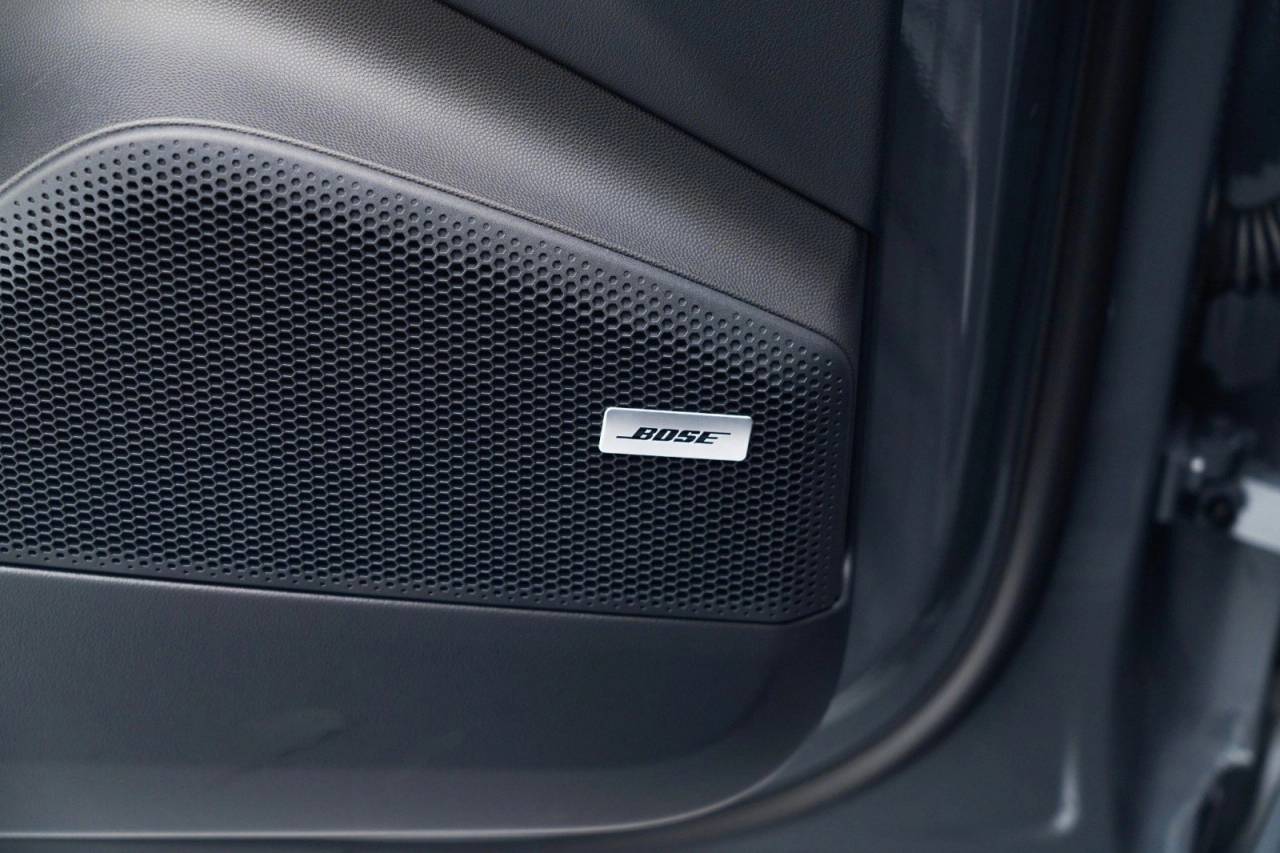 2025 Porsche Macan 4S