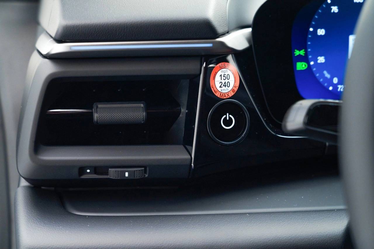 2025 Porsche Macan 4S