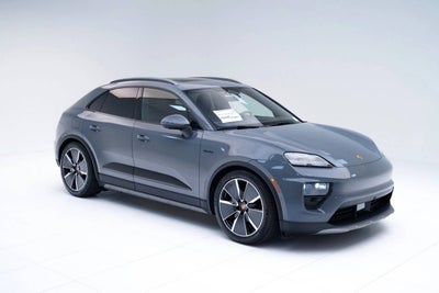 2025 Porsche Macan 4S