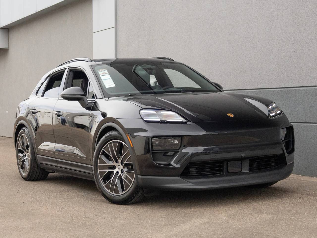 2025 Porsche Macan Macan 4S Electric