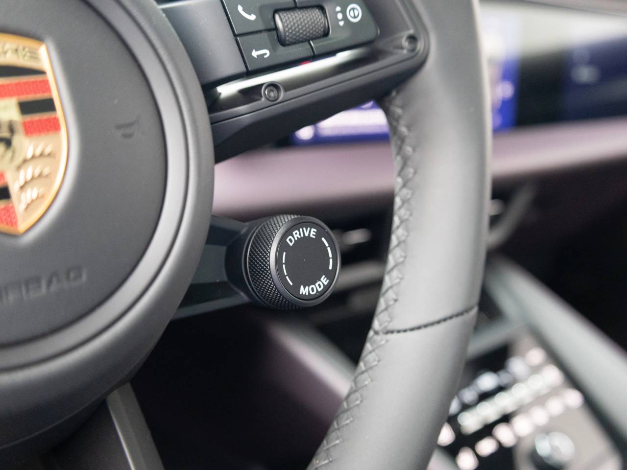 2025 Porsche Macan Macan 4S Electric