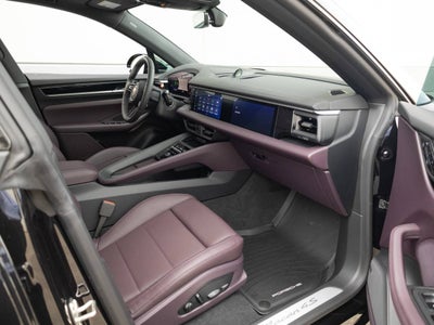 2025 Porsche Macan Macan 4S Electric