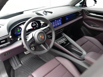 2025 Porsche Macan Macan 4S Electric