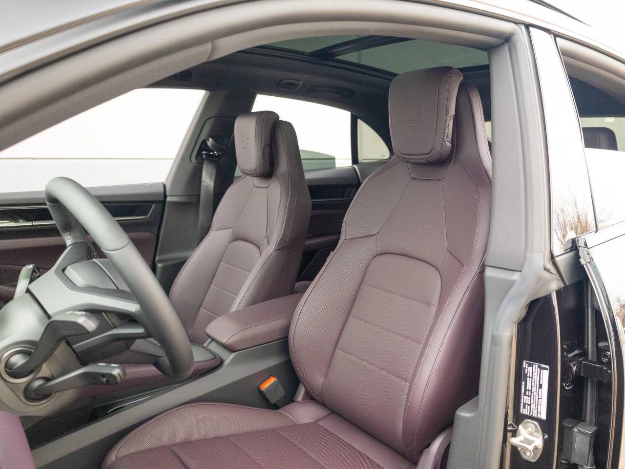 2025 Porsche Macan Macan 4S Electric