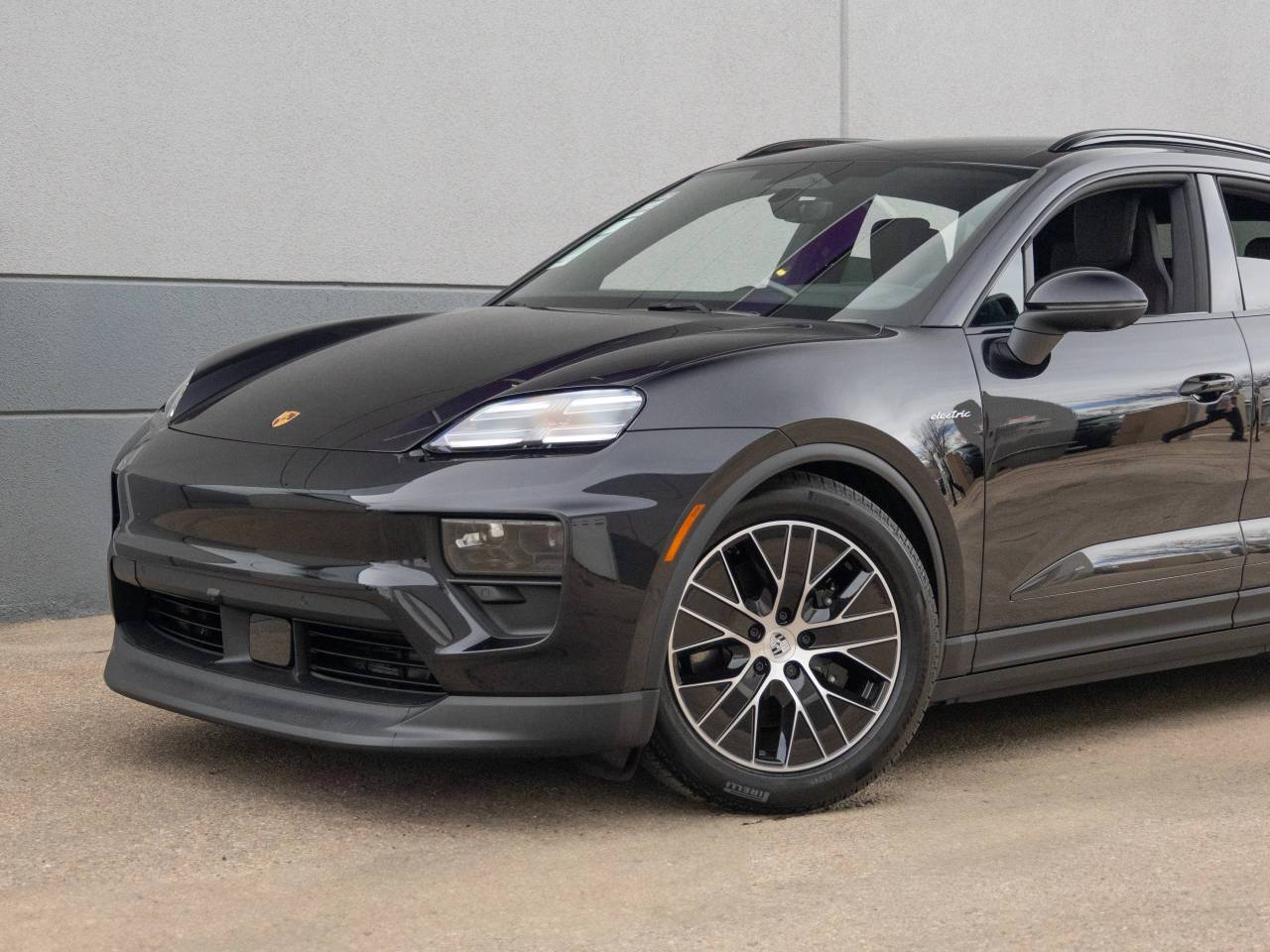 2025 Porsche Macan Macan 4S Electric