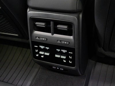 2026 Porsche Macan 4S Electric