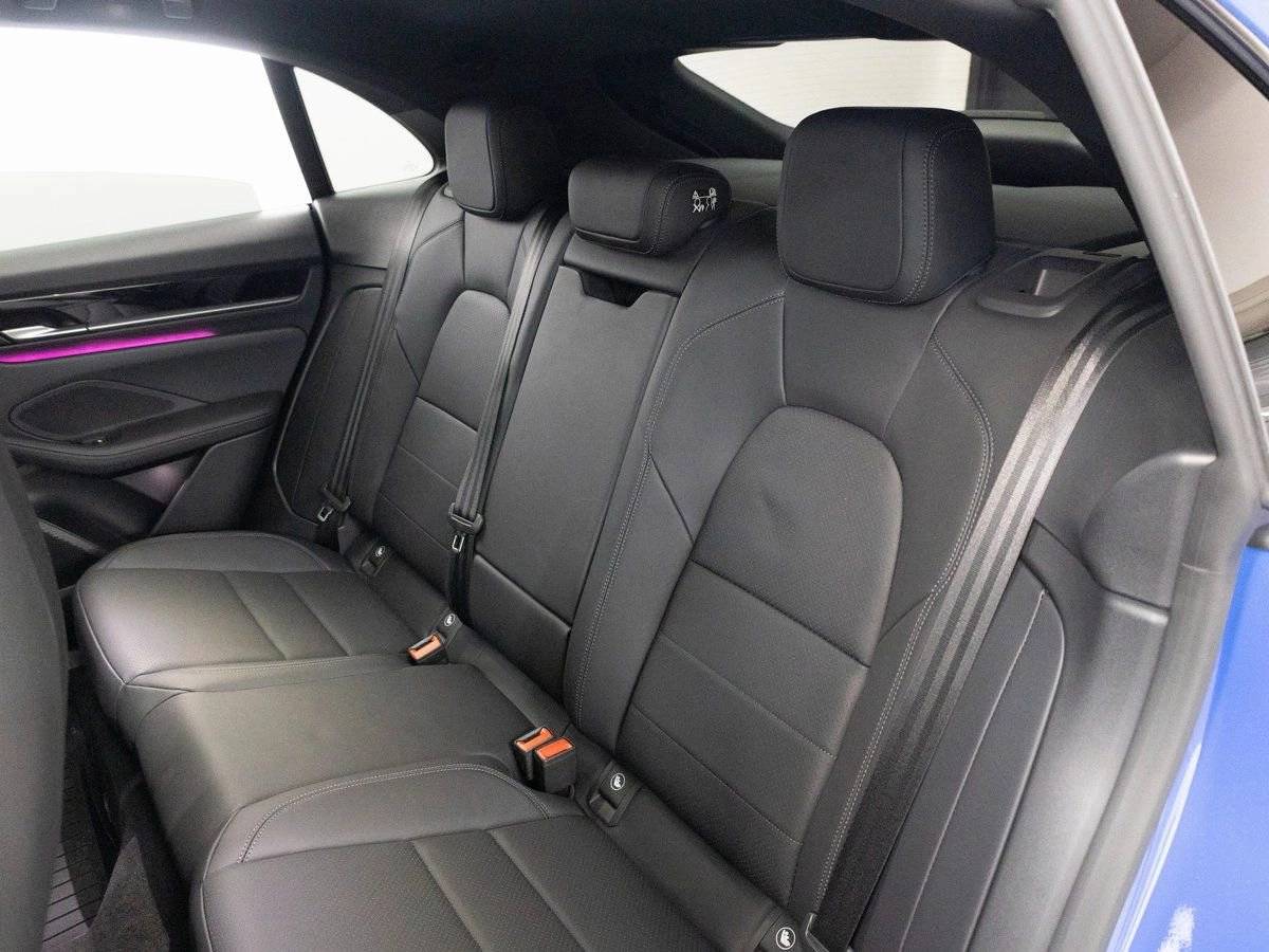 2026 Porsche Macan 4S Electric