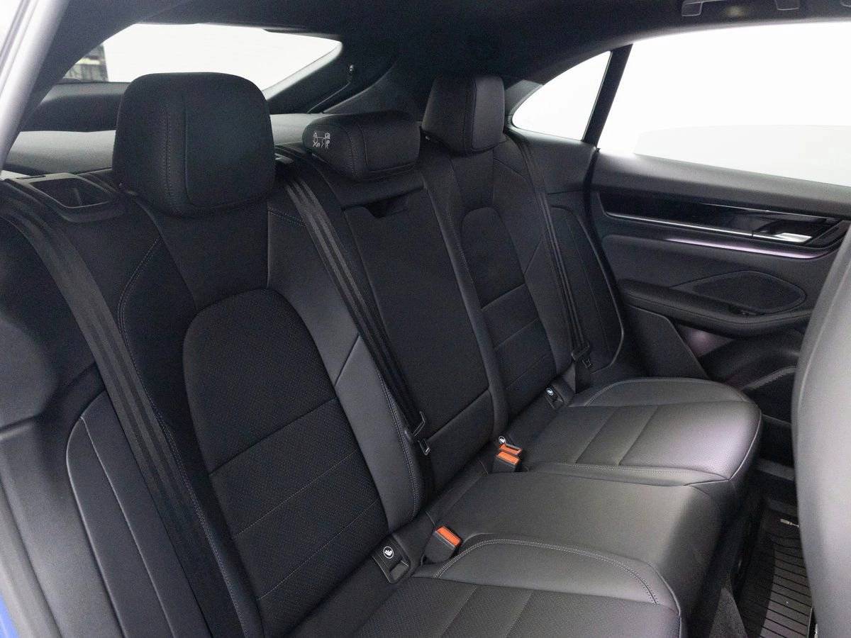 2026 Porsche Macan 4S Electric