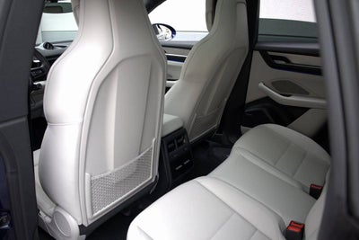 2025 Porsche Macan 4S Electric