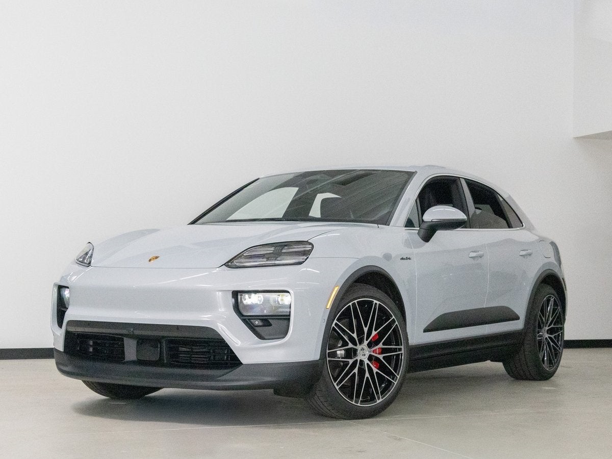 2025 Porsche Macan 4S