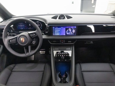 2025 Porsche Macan 4S