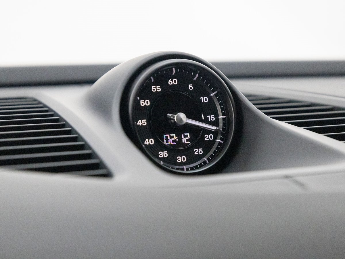 2025 Porsche Macan 4S