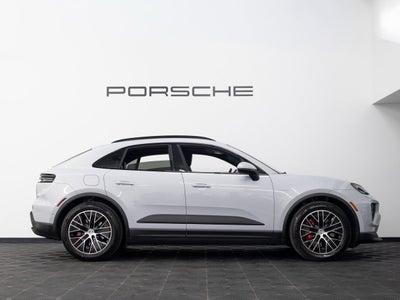 2025 Porsche Macan 4S