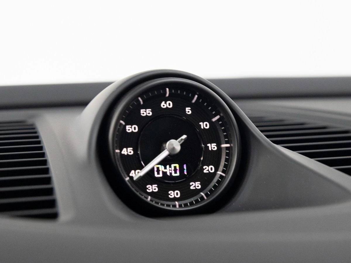 2025 Porsche Macan 4S