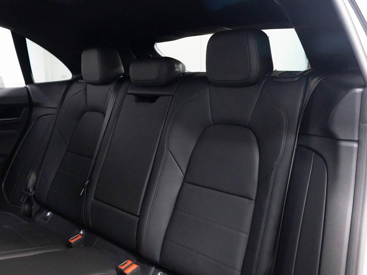 2025 Porsche Macan 4S