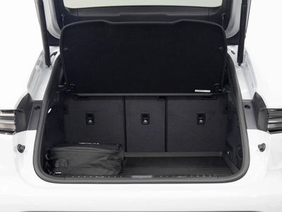 2025 Porsche Macan 4S