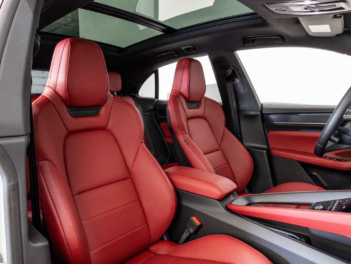2026 Porsche Macan Macan 4S Electric