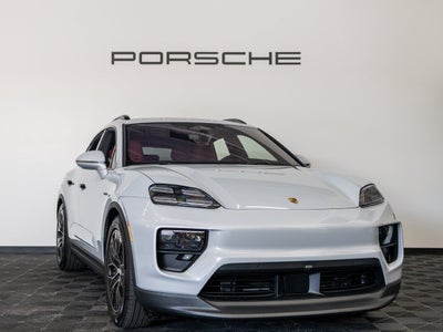 2026 Porsche Macan Macan 4S Electric